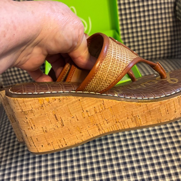Sam Edelman Ruth Wedge Tan and Brown Slide Sandals - Picture 6 of 10